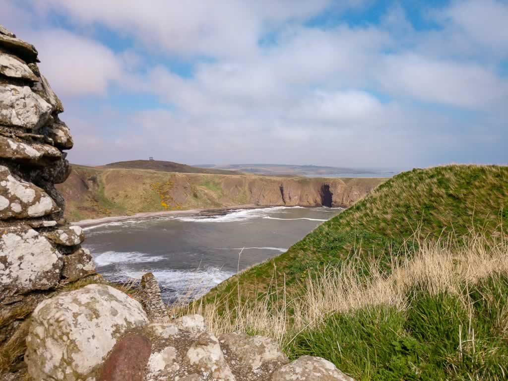 aberdeenshire dunnottar castle 10 beach