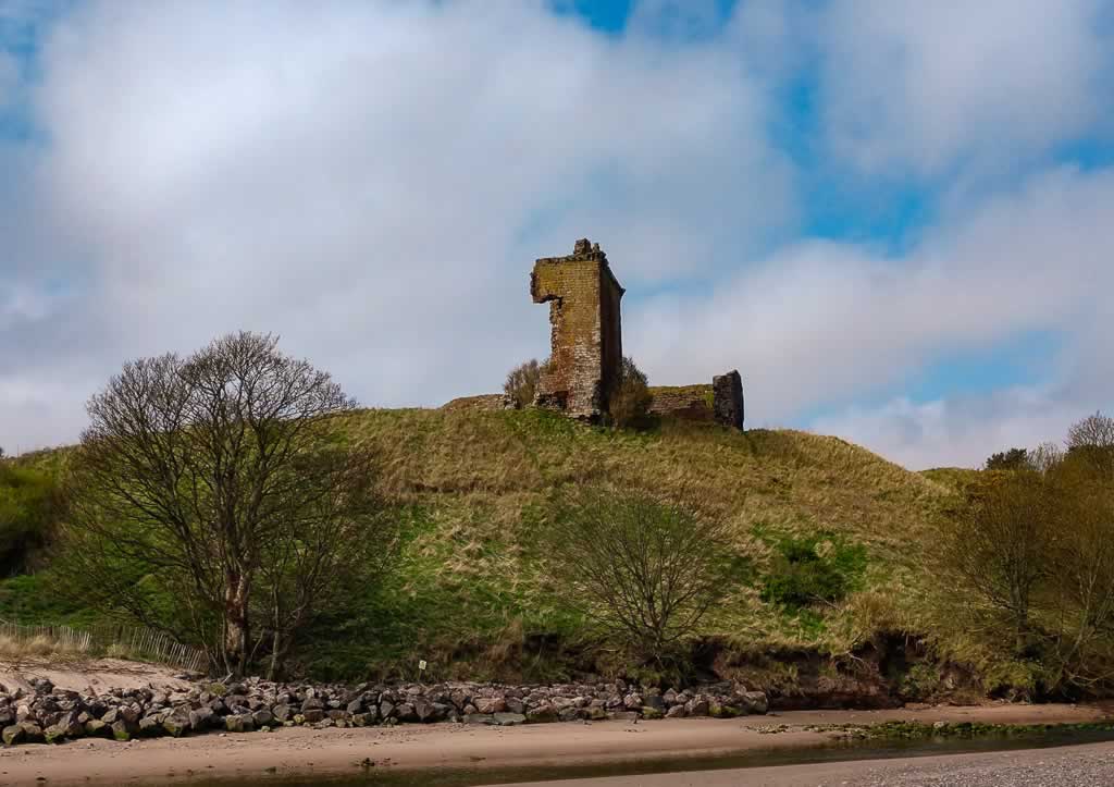 angus coast pink sand beach red castle waterside