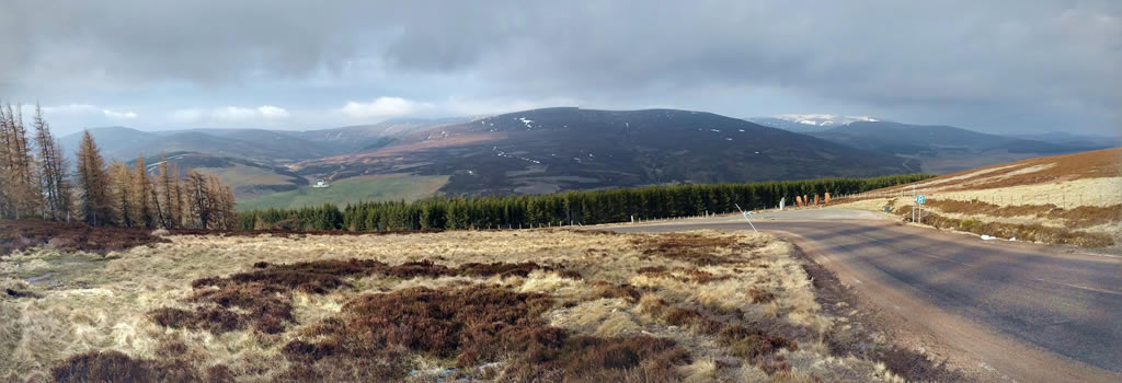 highlands 02 cairngorms lecht day lodge view