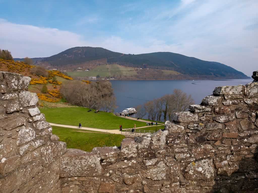 loch ness castle urquhart 08 exploring the castle