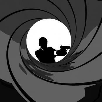 james bond pixabay barrel